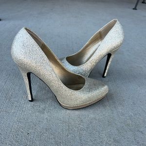 Champagne/ Gold Glitter Heels - Worn Once - Fits like size 8